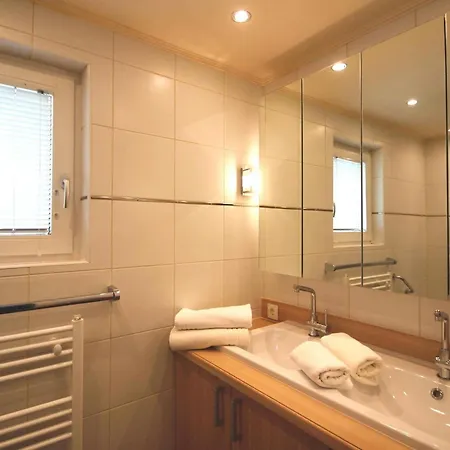 In Seefeld Near Rosshuette Daire